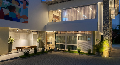 Vitrine1
